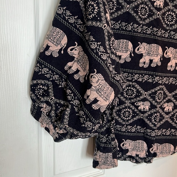 Bohemian, elephant, print woman’s, puffy sleeve shirt. - Picture 3 of 6